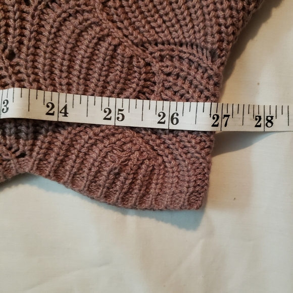 Andree By Unit Women's Scalloped Oversized Dolman Sleeves Sweater Size:  2X - Picture 8 of 8